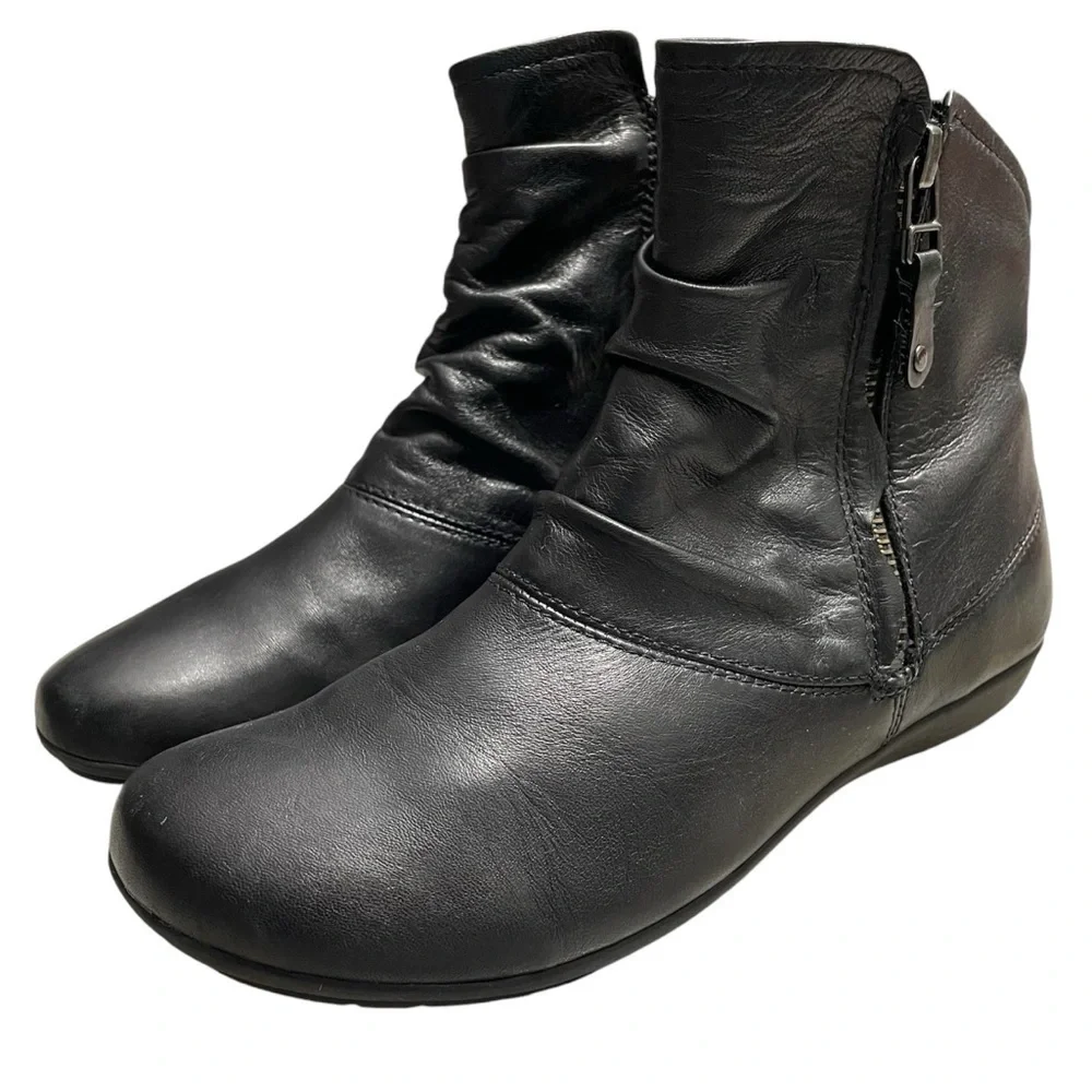 Josef Seibel Naly 24 Ankle Black Leather Bootie